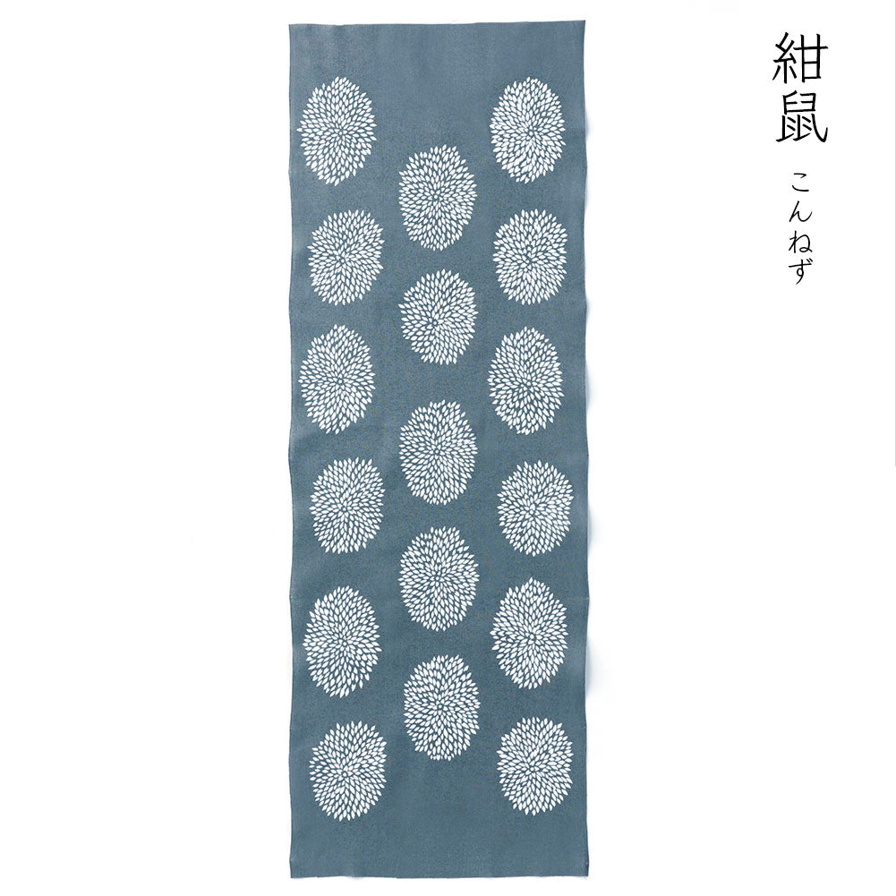型染めの手ぬぐい＜狢菊（むじなぎく）＞｜作り手 山内武志さん（山内染色工房／アトリエぬいや）【ネコポス対応可】t038