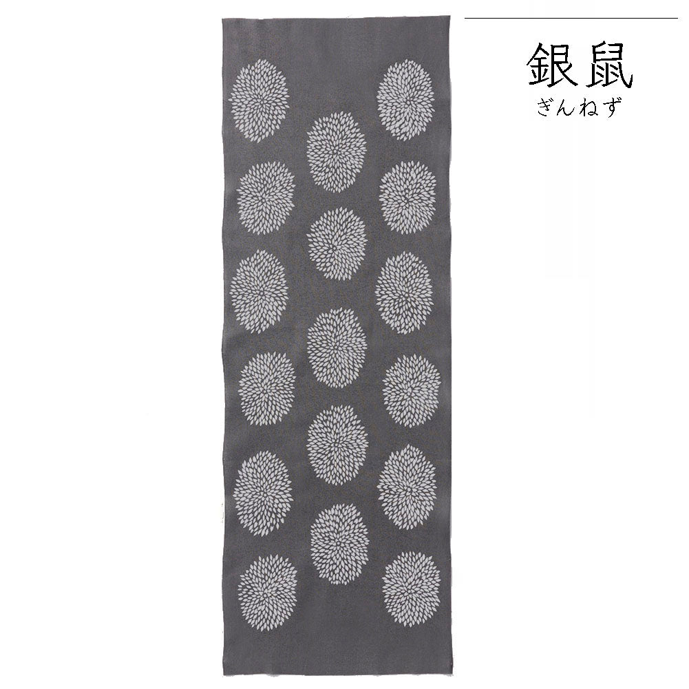 型染めの手ぬぐい＜狢菊（むじなぎく）＞｜作り手 山内武志さん（山内染色工房／アトリエぬいや）【ネコポス対応可】t038