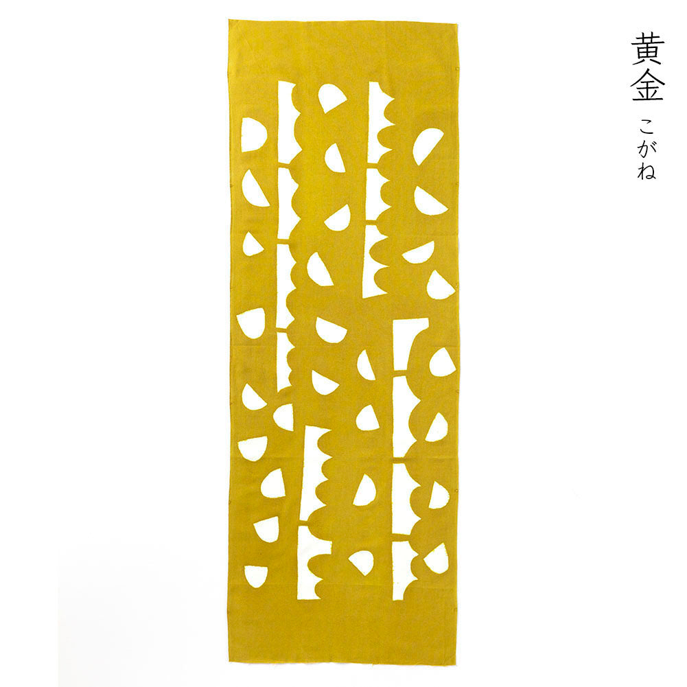 型染めの手ぬぐい ＜半月（切り紙図案の山と月）＞｜山内武志さん（山内染色工房・アトリエぬいや）【ネコポス対応可】