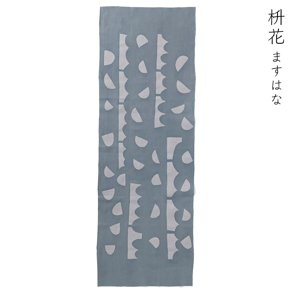 型染めの手ぬぐい ＜半月（切り紙図案の山と月）＞｜山内武志さん（山内染色工房・アトリエぬいや）【ネコポス対応可】