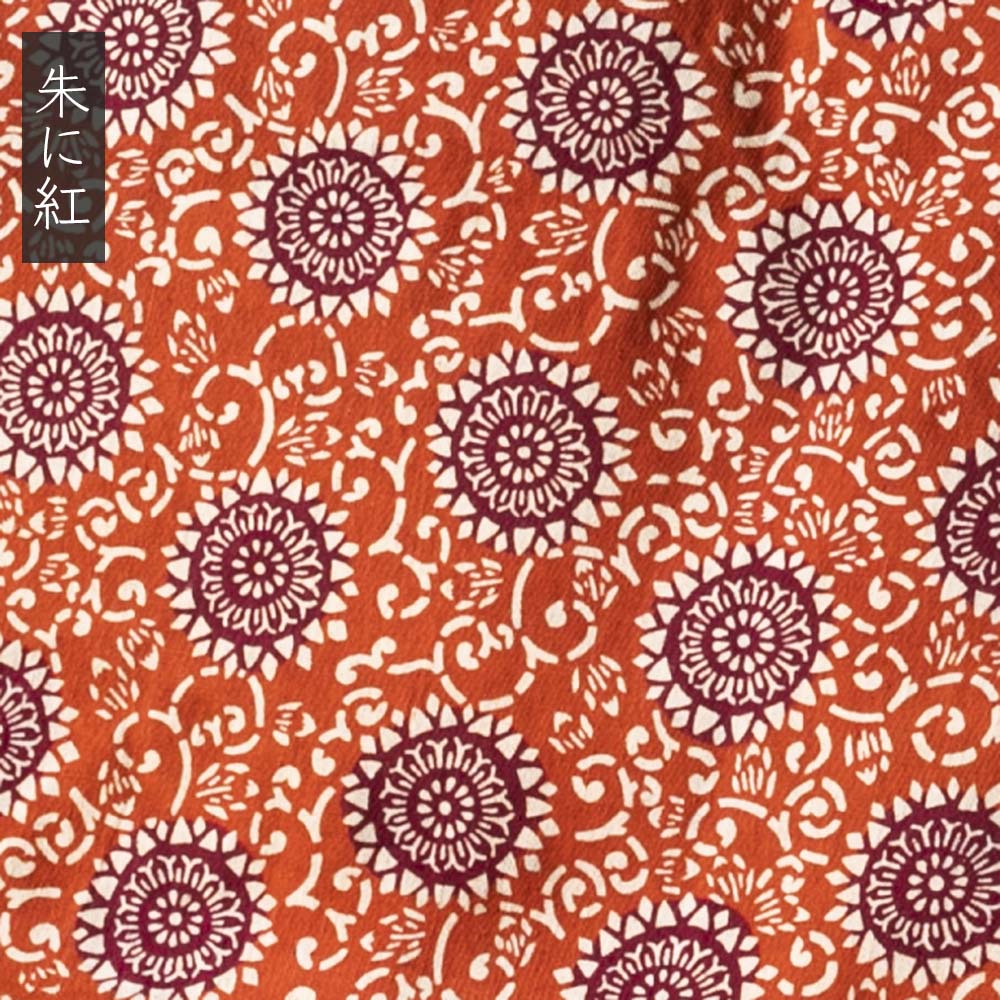 型染めのマルチクロス（小）＜小菊唐草＞ 朱に紅さし｜山内武志さん（山内染色工房・アトリエぬいや）マルチクロス,テーブルクロス,スロー